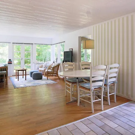 4 Person In Frederiksv Rk
